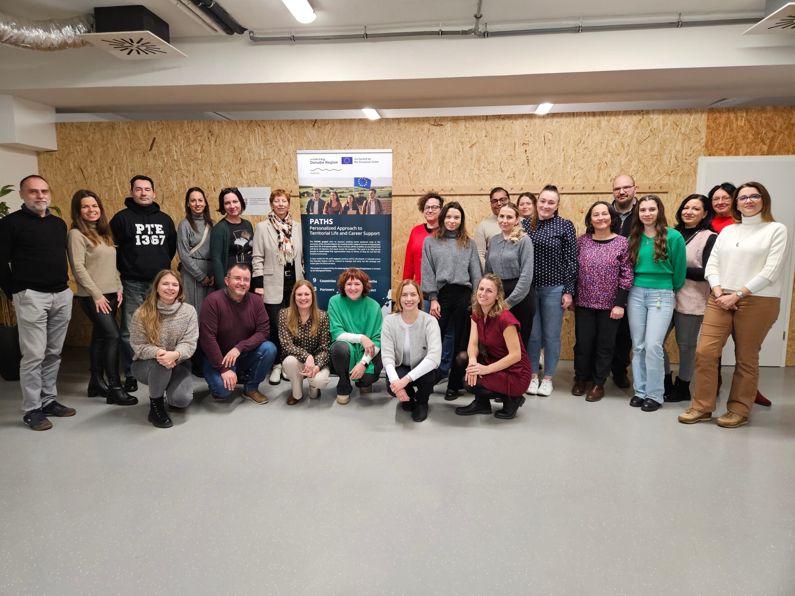 Gruppenfoto der Teilnehmer:innen vom PATHS Study Visit