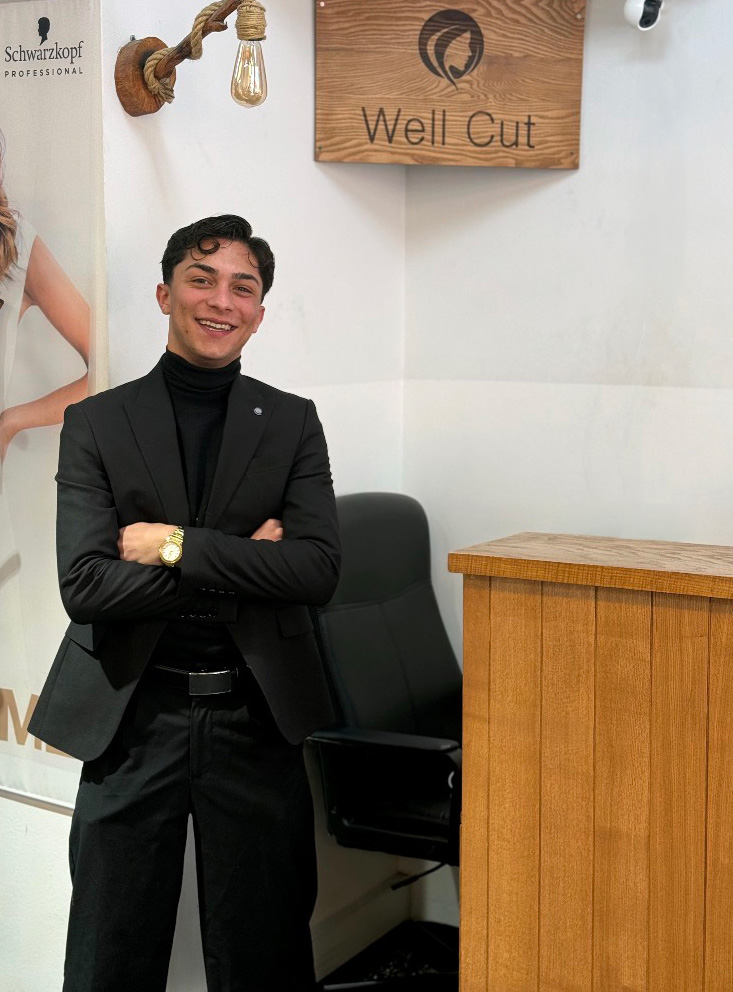 Aleks Mihaylov bei Well Cut