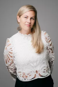 Foto von ipcenter Mitarbeiterin Yvonne Kocar