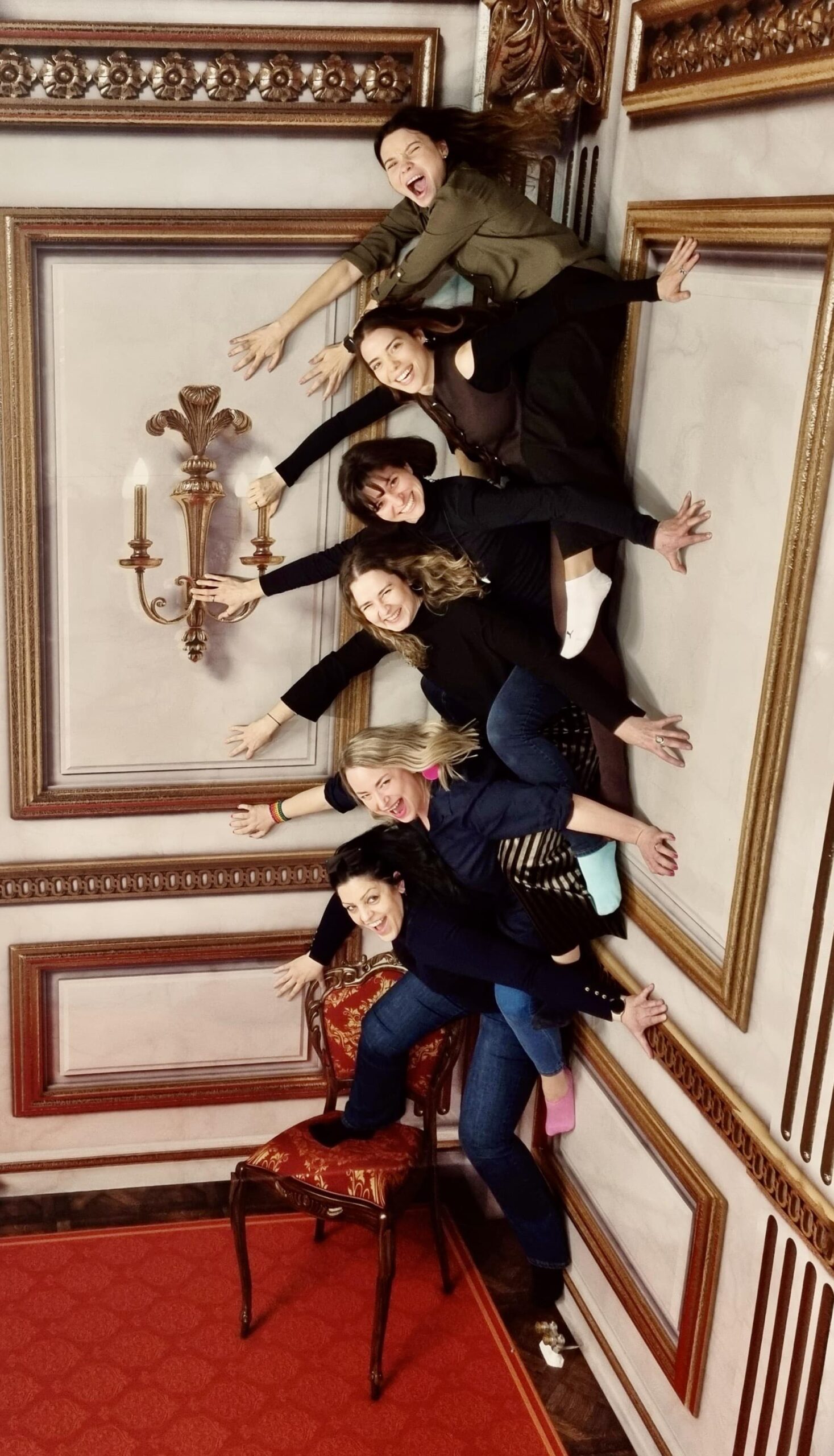 Gruppenfoto des Teams Internationale Bildungsprojekte im Museum